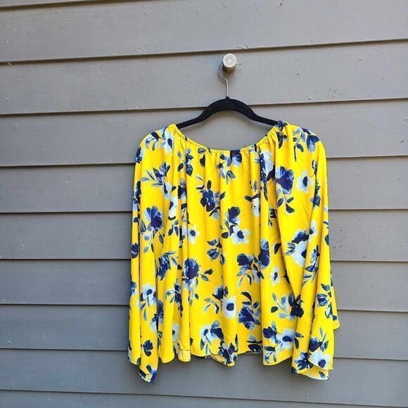 Elizabeth & James Yellow and Blue Floral Peasant Top size Large - Picture 5 of 6
